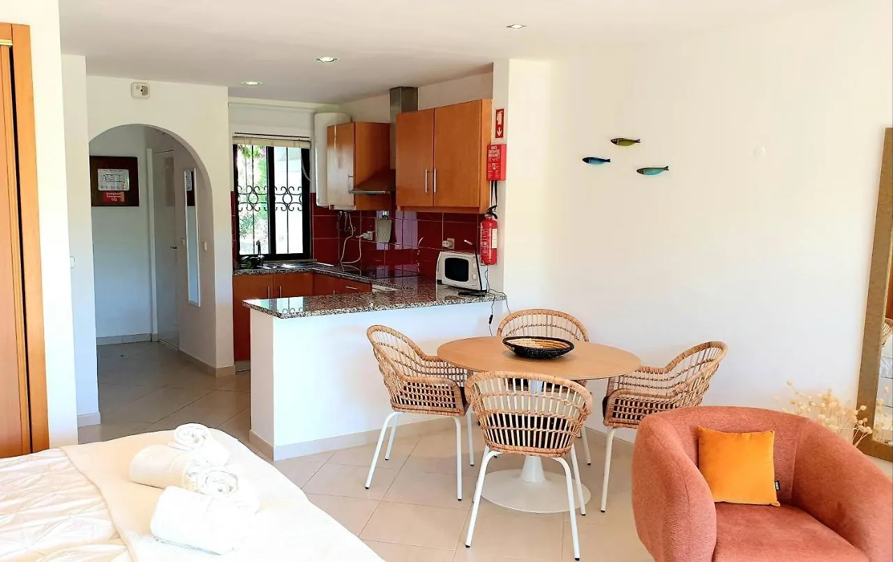 Apartment Sao Rafael 63 - Beach - Pool - Free Wi-Fi - Air Con Albufeira